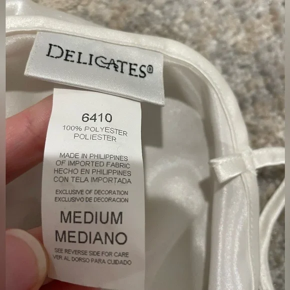 VTG Delicates White Peignoir Set Pearl & Lace Details Medium Bridal Nightgown - Picture 4 of 12